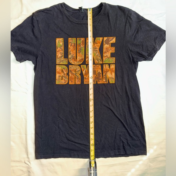 Luke Bryan Short Sleeve T-Shirt - Picture 7 of 8